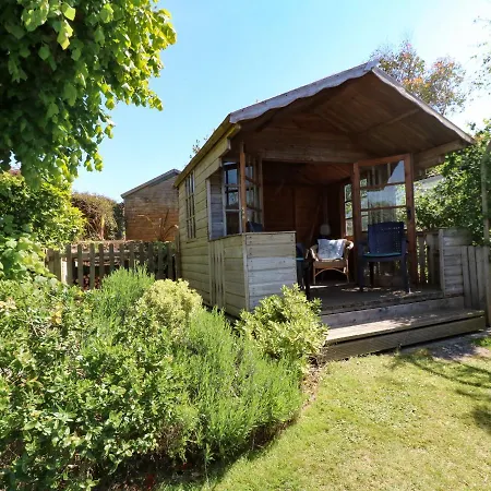 Holiday home Harlyn *